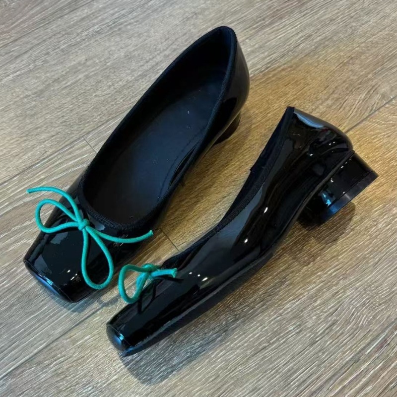 Модные туфли Мэри Джейн из лак – обзор и цена Women Shoes Branded